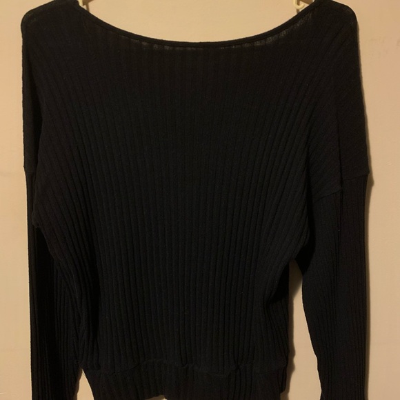 "Jolie" black long sleeve sweater - Picture 2 of 2